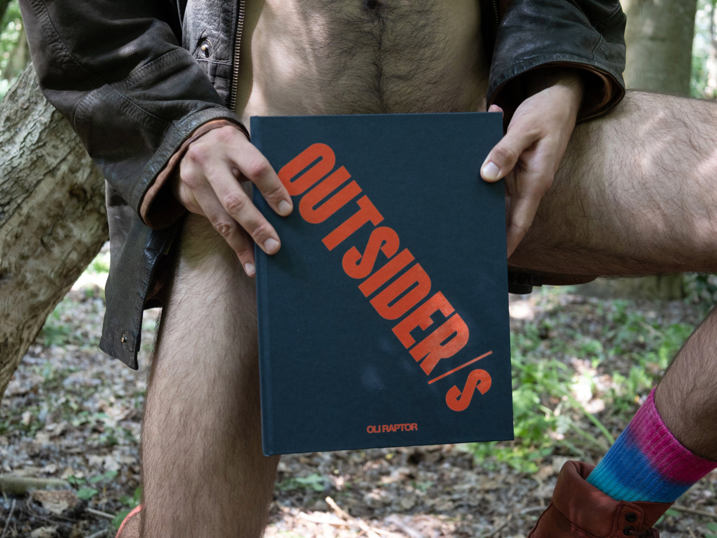 Outsider/s - Oli Raptor